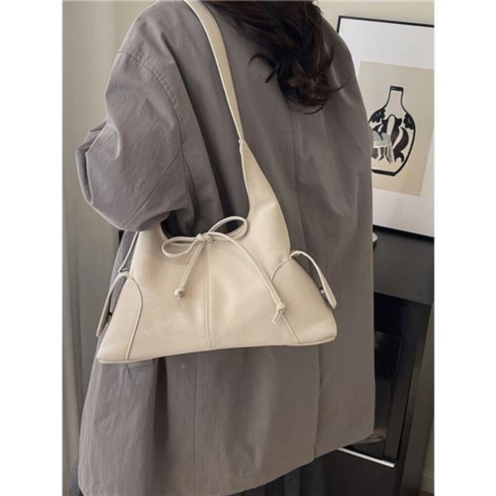 Bow Decor Crossbody Bag